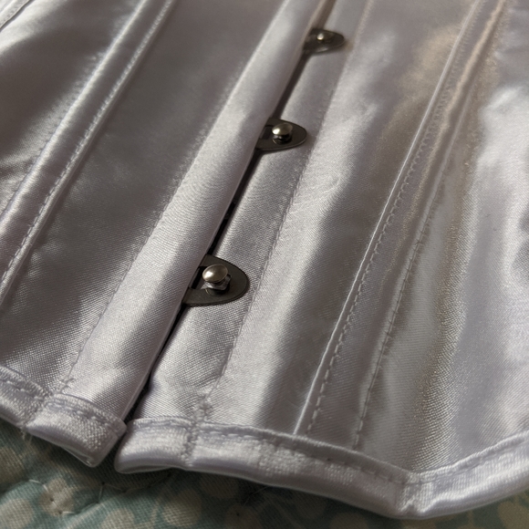 Busk Closure Corset with Matching G-String NWOT - Picture 5 of 16